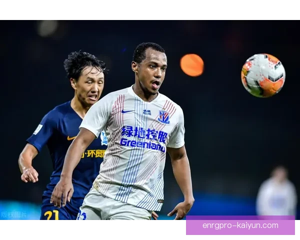 勒沃逼抢体系逐渐巩固，球队表现稳健备受关注